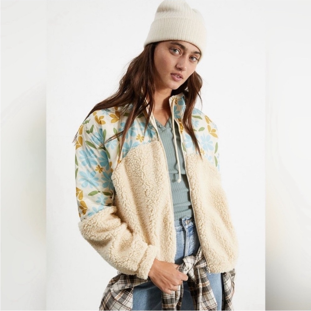 PacSun Cream and Floral Teddy Jacket